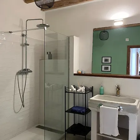 La Glorieta, Centro *